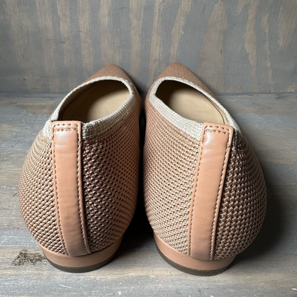 Vionic Women's Pointed Knit Flats in Blush with Cream Trim - Picture 4 of 10